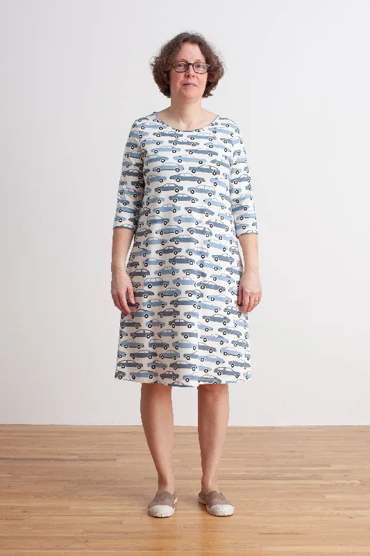 Women's Helsinki Dress - Vintage Cars Blue