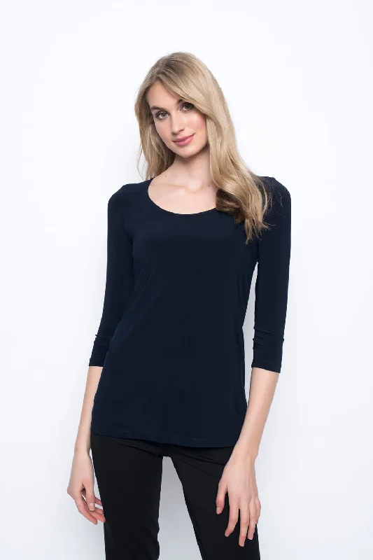 3/4 Sleeve Round Neck Top