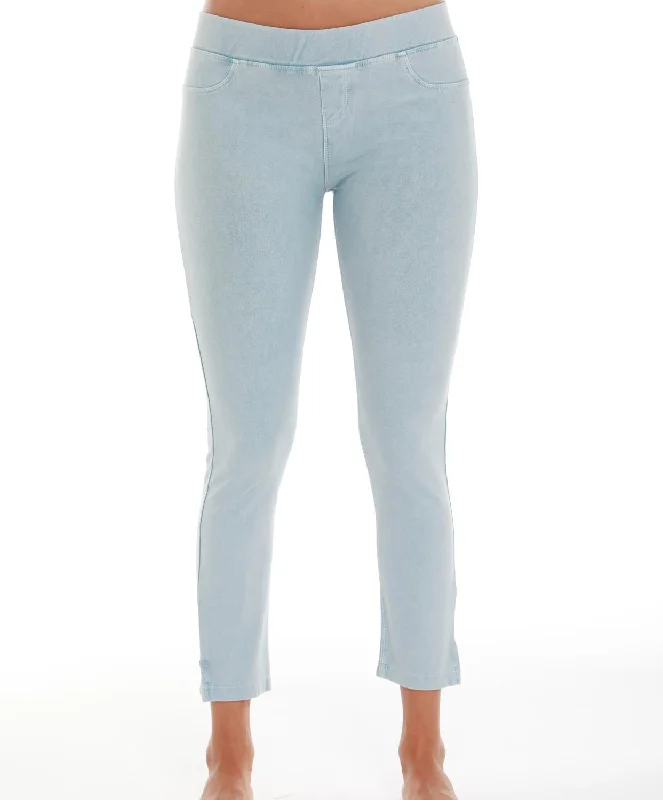 High Rise Capri In Denim