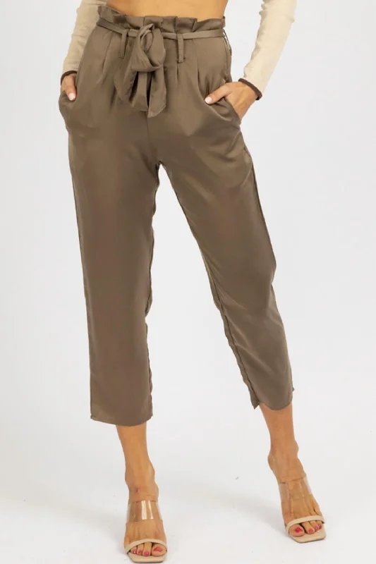 Satin Front Pleat Tie Pant In Olive